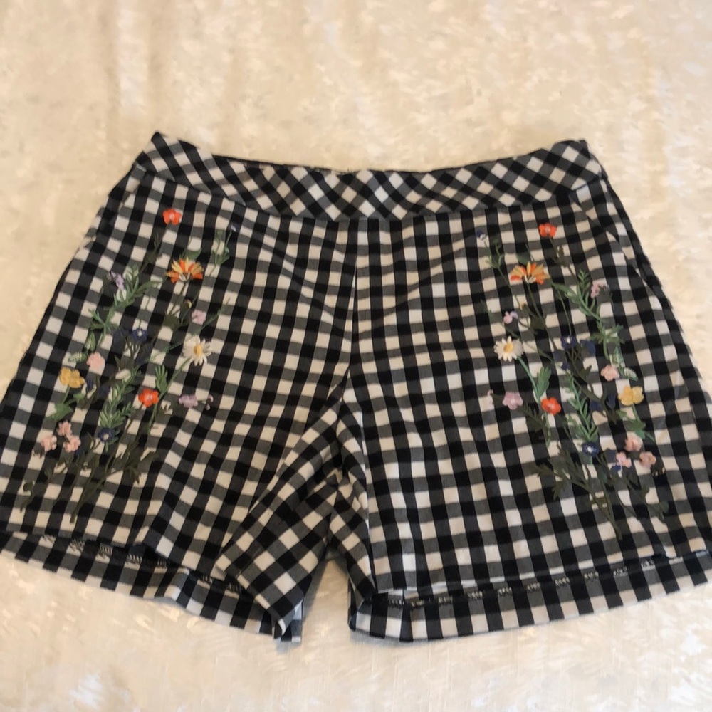 Republic embroidered shorts 10 sexy new black